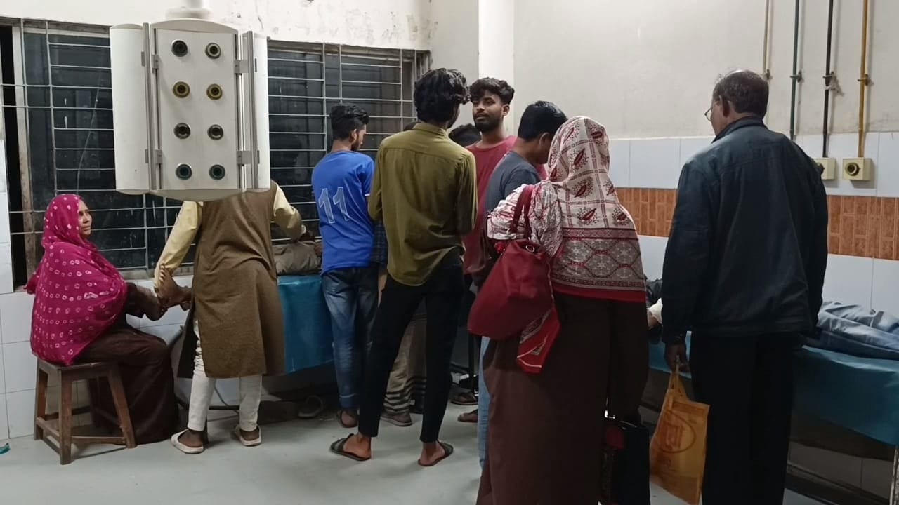চুয়াডাঙ্গায় মোটরসাইকেল-ইজিবাইক সংঘর্ষ, নিহত ১
