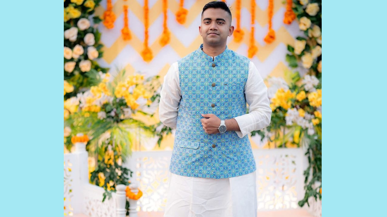 মাইলফলকের দিনেই চিরবিদায় পাইলট সাগরের