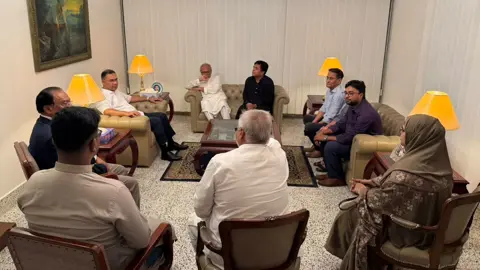 প্রধানমন্ত্রীর সঙ্গে শহীদ জেহাদের পরিবারের সৌজন্য সাক্ষাৎ