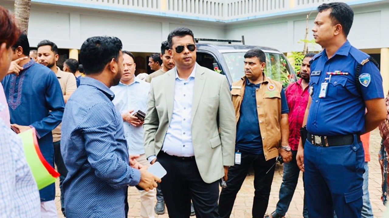 প্রধানমন্ত্রীর প্রথম চট্টগ্রাম সফর রোববার, প্রস্তুত সাত ভেন্যু