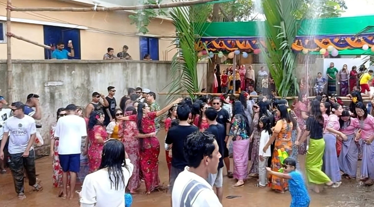 পানি খেলা 2