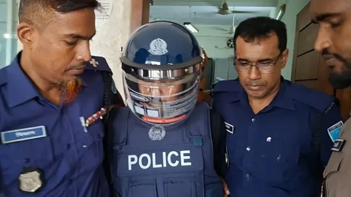 সাভারে পুলিশ সদস্যকে পিটিয়ে হত্যা, ৫ দিনের রিমান্ডে প্রধান আসামি