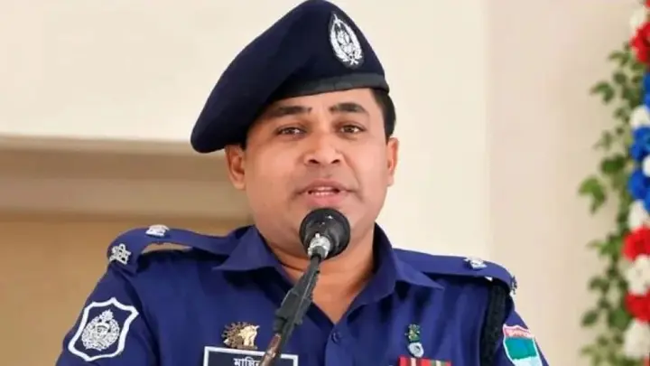 রাষ্ট্রদ্রোহ মামলায় সাবেক ওসি রাকিবুলের জামিন নামঞ্জুর