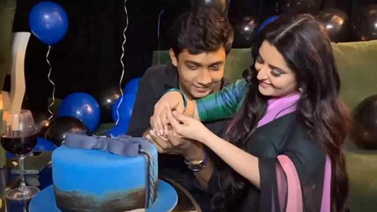 পরীমণি ইস্যুতে বাধ্যতামূলক অবসরে এডিসি সাকলায়েন