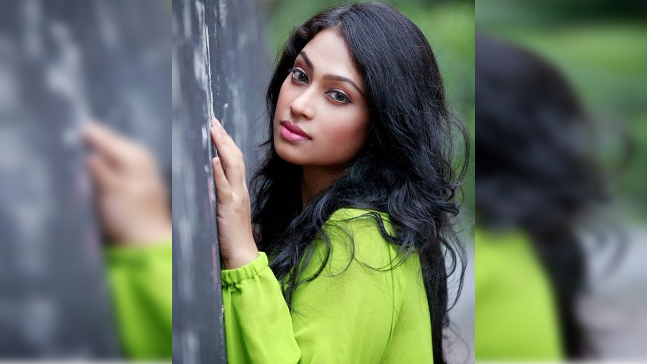 খুলনায় নায়িকা পপির বিরুদ্ধে বোনের জিডি