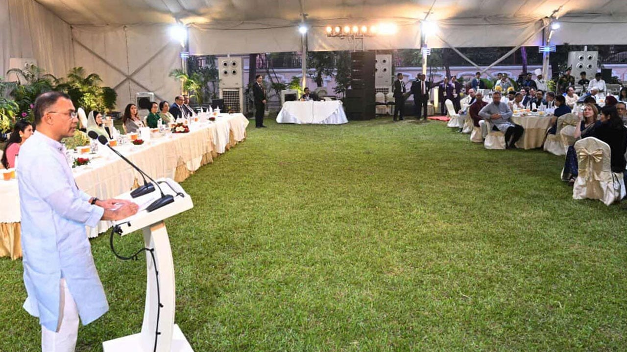 দ্বিপক্ষীয় সম্পর্ক শক্তিশালী করতে সরকার প্রতিশ্রুতিবদ্ধ: প্রধানমন্ত্রী