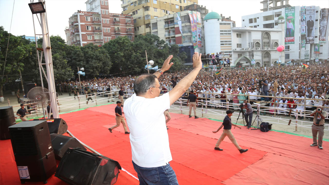 কিছু রাজনৈতিক দল শুধুমাত্র সংবিধান ইস্যু সামনে আনছে: প্রধানমন্ত্রী