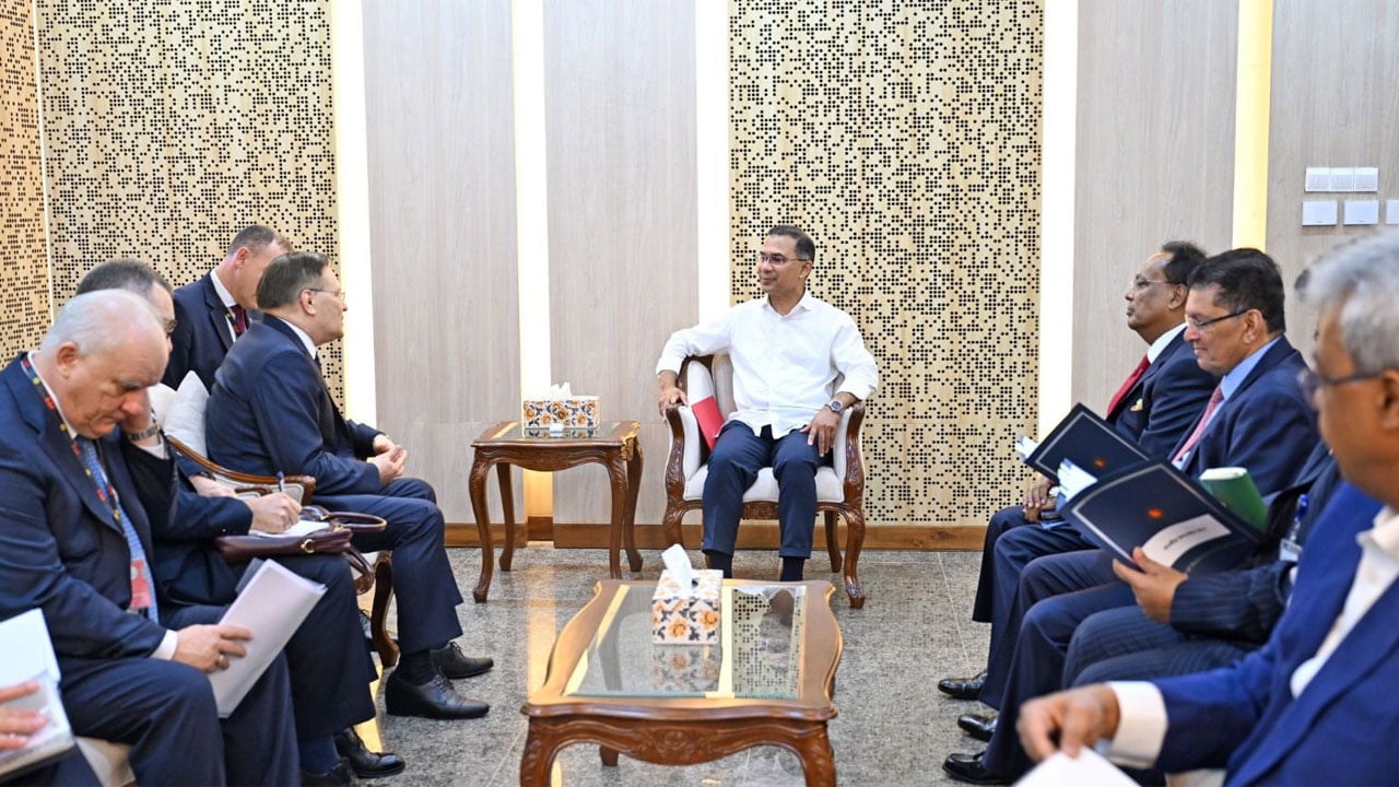 প্রধানমন্ত্রীর সঙ্গে রোসাটম মহাপরিচালকের সৌজন্য সাক্ষাৎ