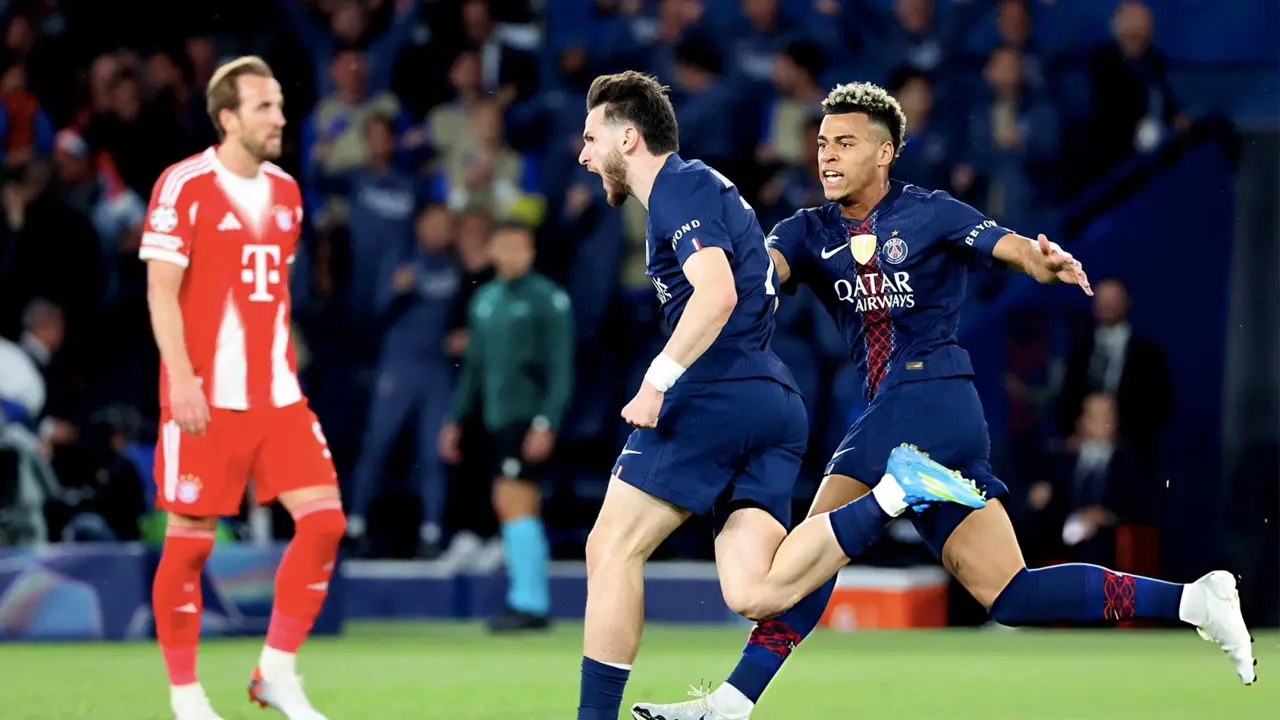৯ গোলের মহারণে বায়ার্নকে হারাল পিএসজি