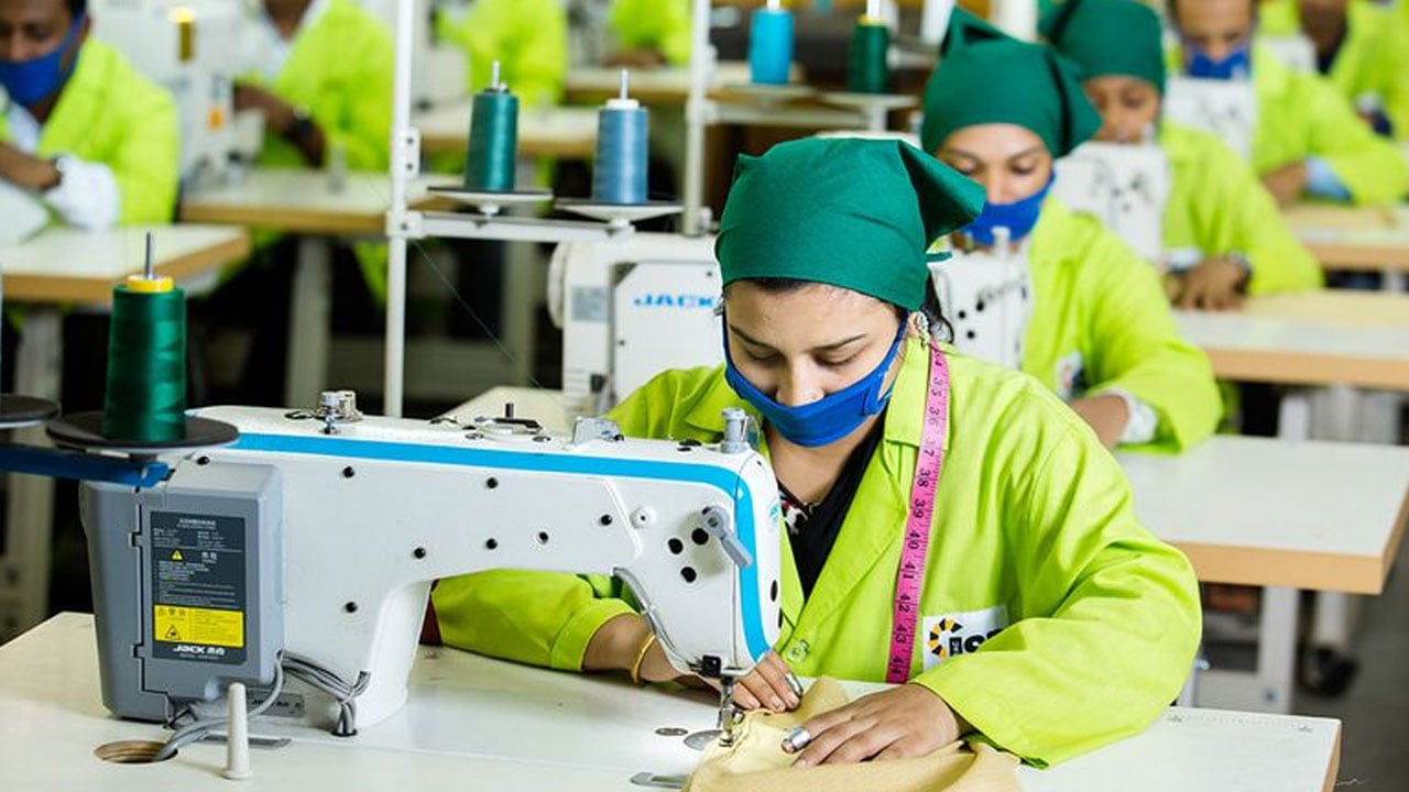 ঈদের আগে শ্রমিক অসন্তোষের শঙ্কা