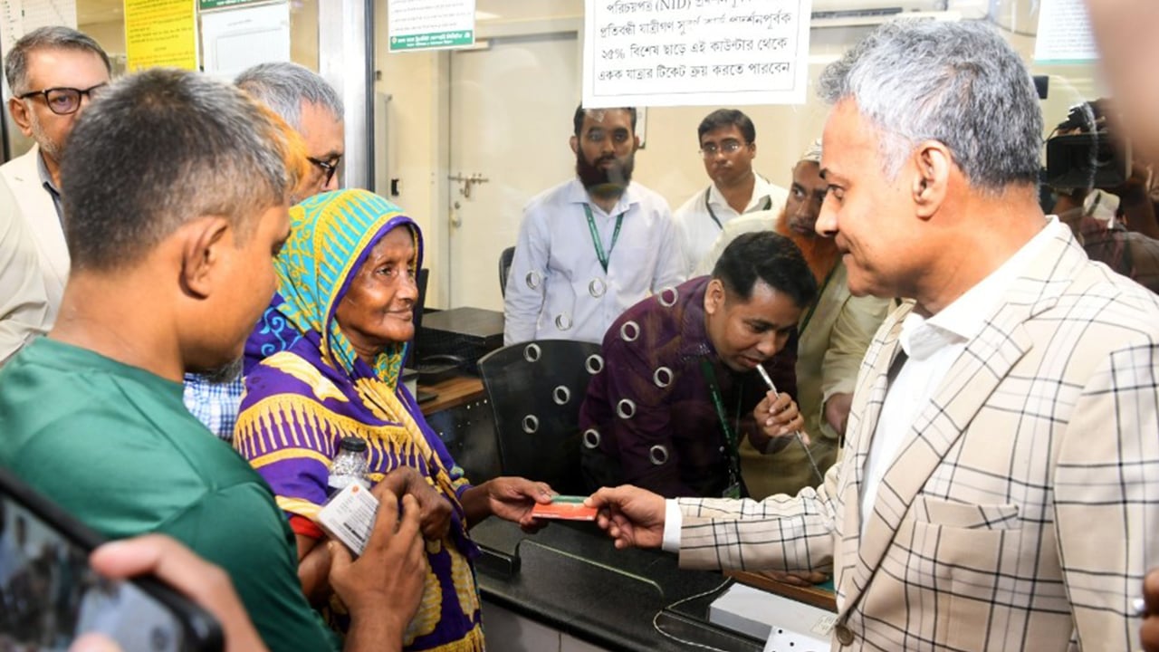 প্রবীণ ও প্রতিবন্ধীদের জন্য মেট্রোরেল ভাড়ায় ছাড়