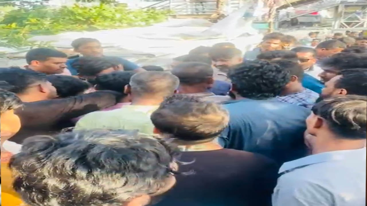 পদবঞ্চিতদের বাধায় ছাত্রদলের আনন্দ মিছিল পণ্ড, আহত ৪