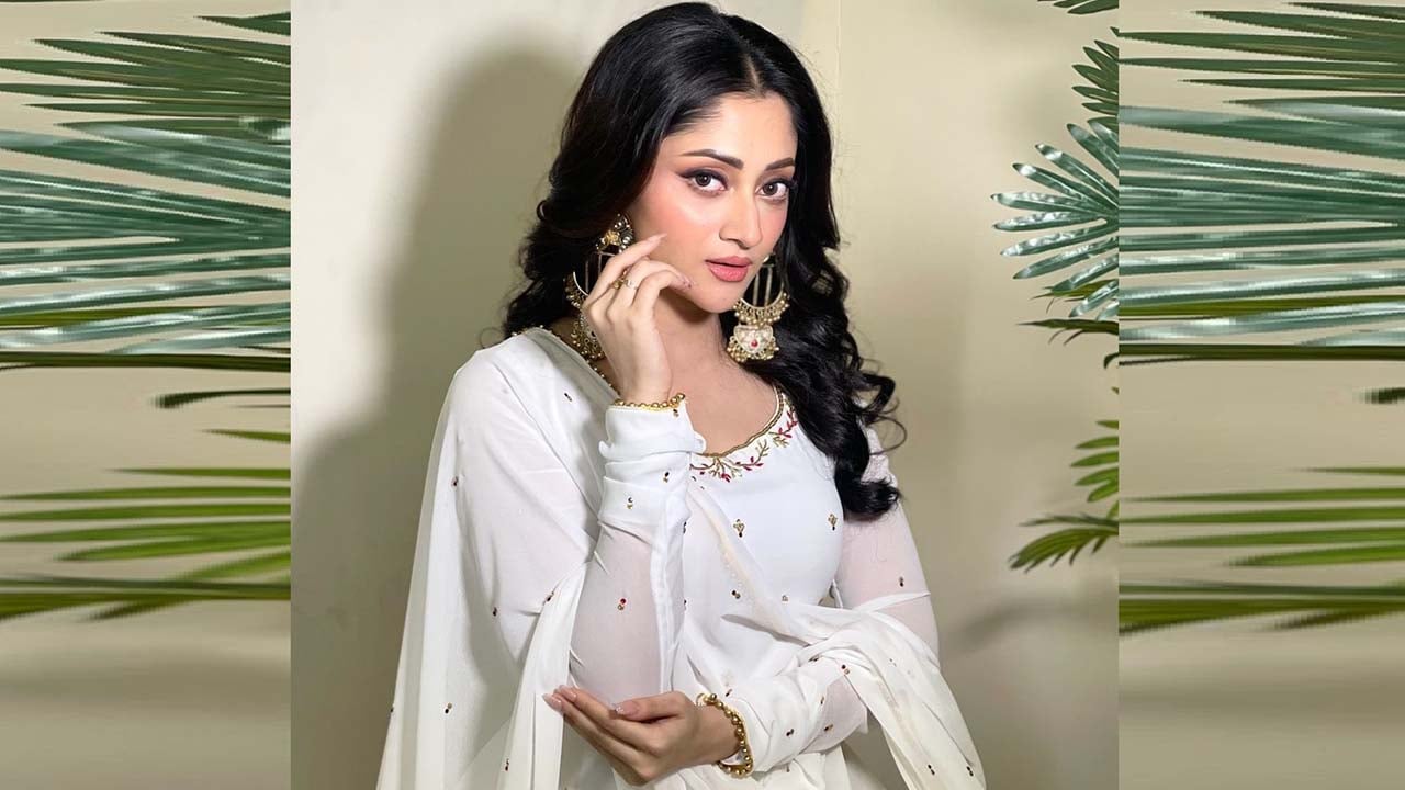 বাবার গ্রেফতারের বিষয়ে যা বললেন পূজা চেরি