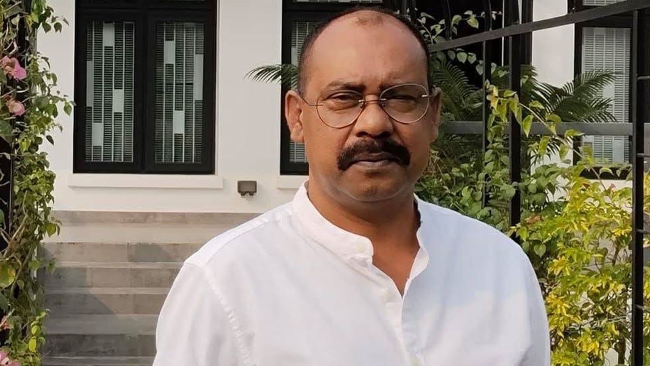 নওগাঁ জেলা যুবলীগের সভাপতি গ্রেপ্তার