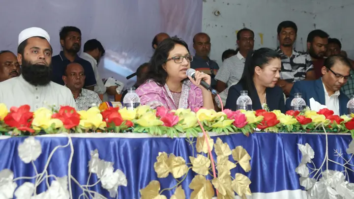 বিদেশে কর্মসংস্থানের নামে যুবসমাজ যেন প্রতারণার শিকার না হয়: প্রতিমন্ত্রী
