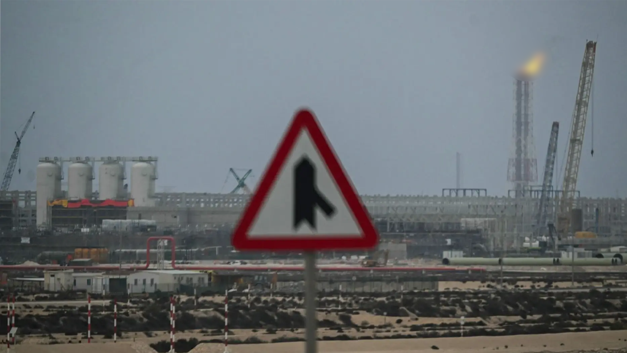 কাতারে গ্যাস স্থাপনায় হামলা, সবচেয়ে বেশি ঝুঁকিতে বাংলাদেশসহ যেসব দেশ