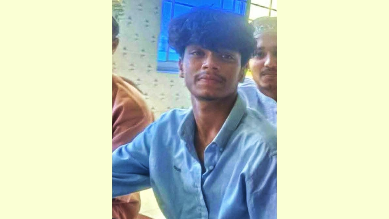 রায়গঞ্জে মোটরসাইকেল দুর্ঘটনায় কলেজছাত্র নিহত