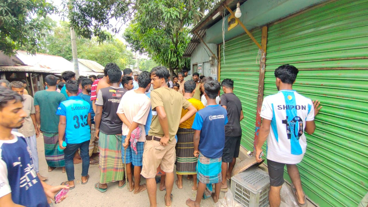 নরসিংদীতে দুই গ্রুপের সংঘর্ষে এক নারী নিহত