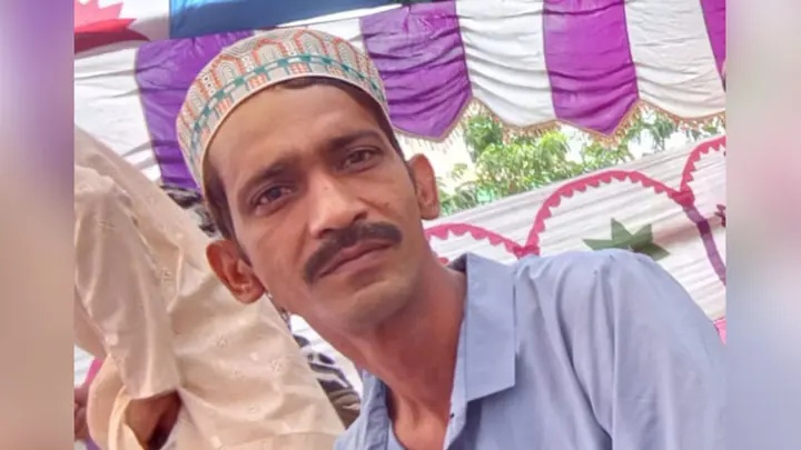 মুদি দোকানে পেট্রল বোমা মেরে আগুন, দোকানিকে কুপিয়ে হত্যা