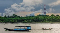 রামপাল বিদ্যুৎকেন্দ্রে অর্থায়ন, যুক্তরাজ্যের ব্যাংকের বিরুদ্ধে মামলা