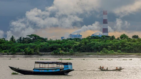 রামপাল বিদ্যুৎকেন্দ্রে অর্থায়ন, যুক্তরাজ্যের ব্যাংকের বিরুদ্ধে মামলা