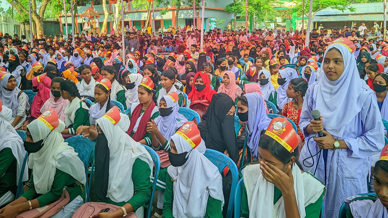 রংপুরে এক হাজার শিক্ষার্থীদের নিয়ে তারুণ্যের উৎসব
