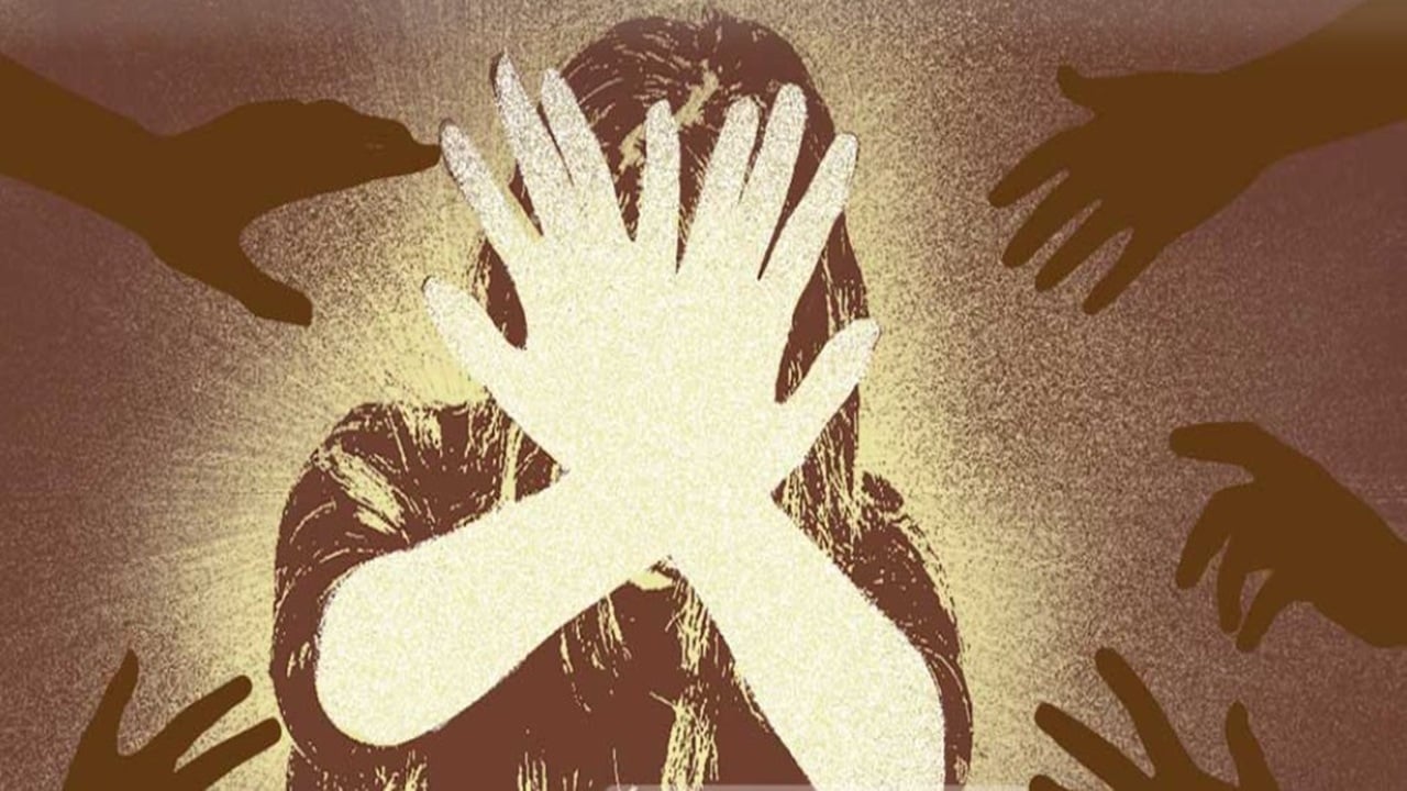 সন্তানের গলায় ছুরি ধরে মাকে ‘দলবদ্ধ ধর্ষণ’, গ্রেপ্তার ৪