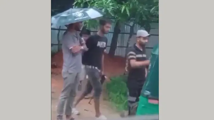 রাউজানে পুলিশের ওপর সন্ত্রাসীদের গুলি, আহত ১২ পুলিশ সদস্য
