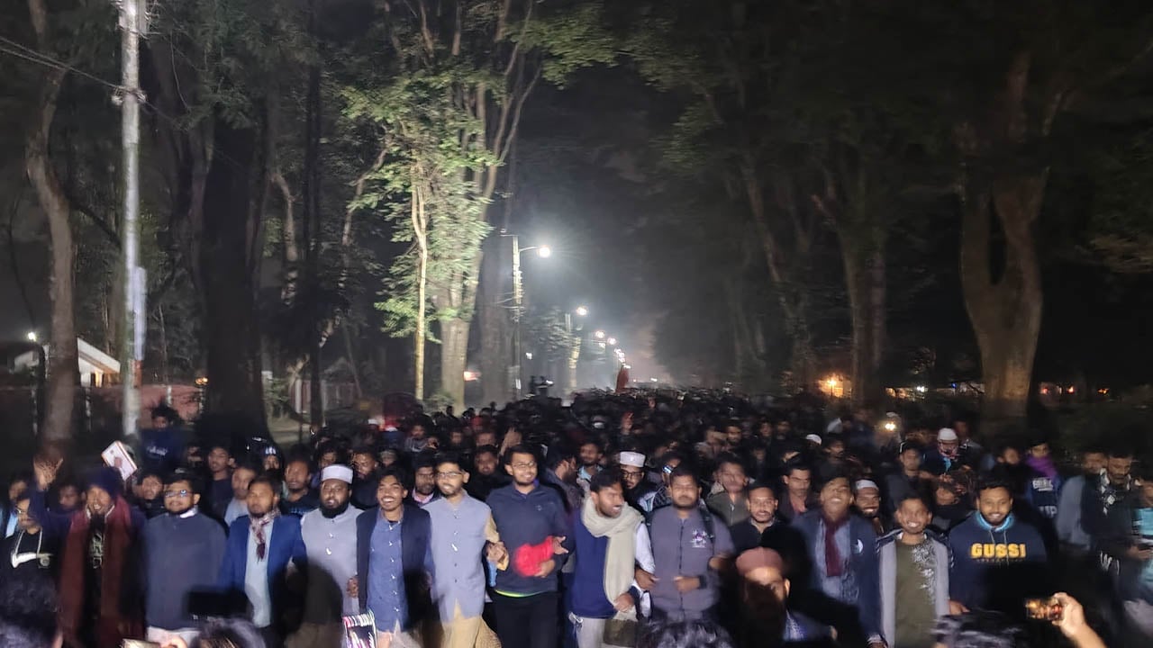 কোরআন পোড়ানোয় জড়িতদের বিচারের দাবিতে শিবিরের বিক্ষোভ
