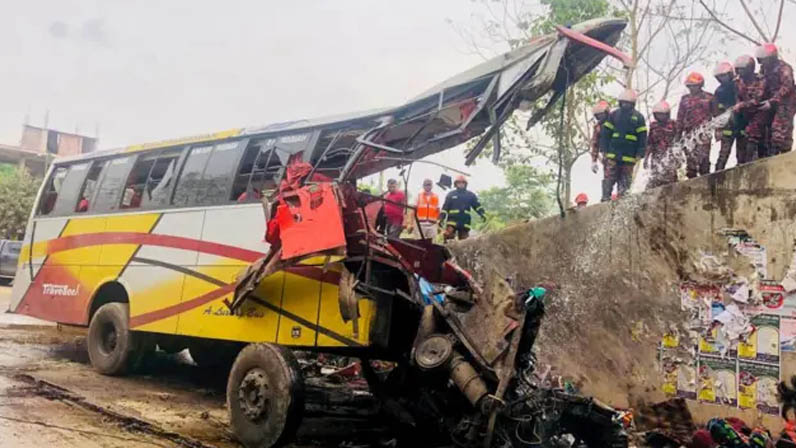 সড়ক দুর্ঘটনায় বছরে ২১ হাজার ৮৮৬ কোটি টাকার ক্ষতি