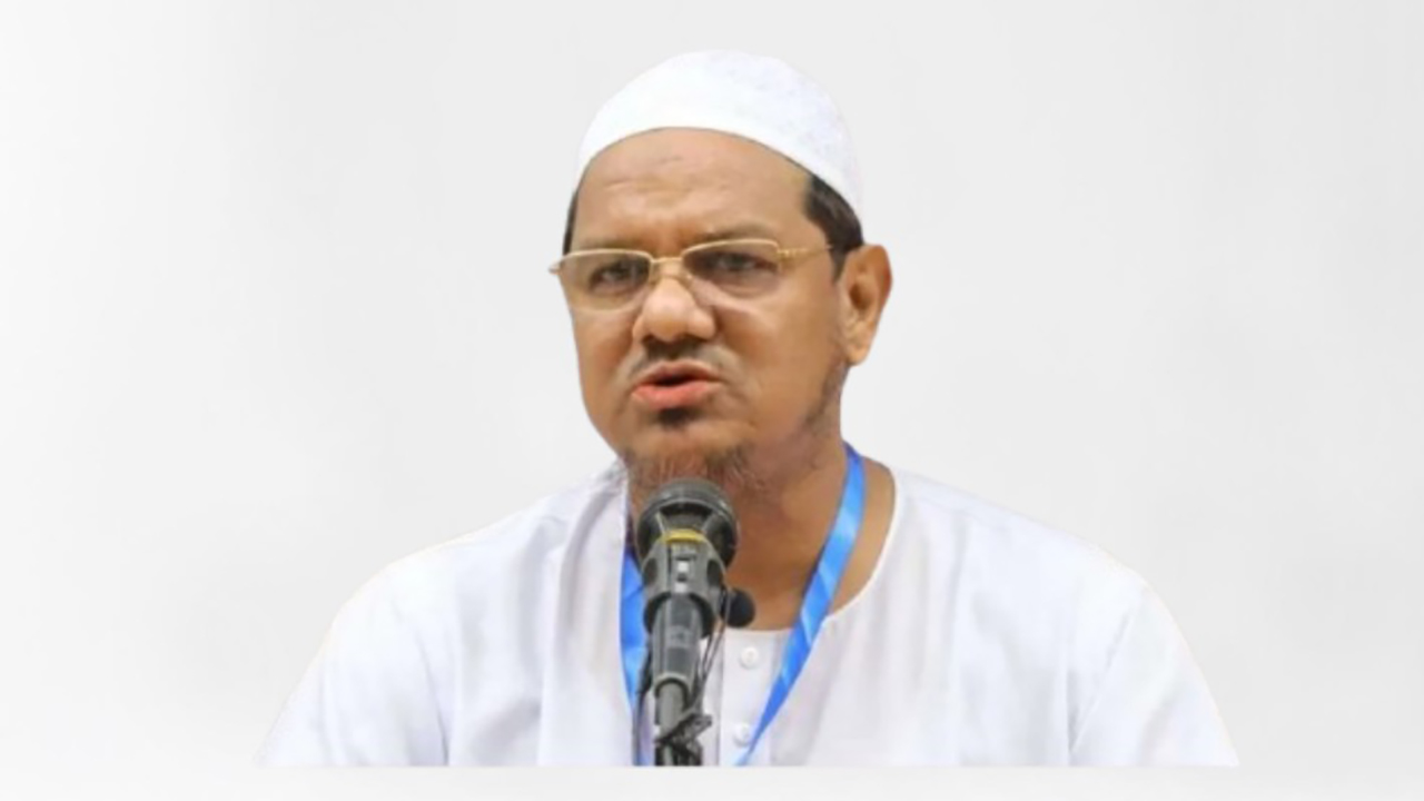 সমাবেশে আসার পথে মৃত্যু, চরমোনাই পীরের শোক