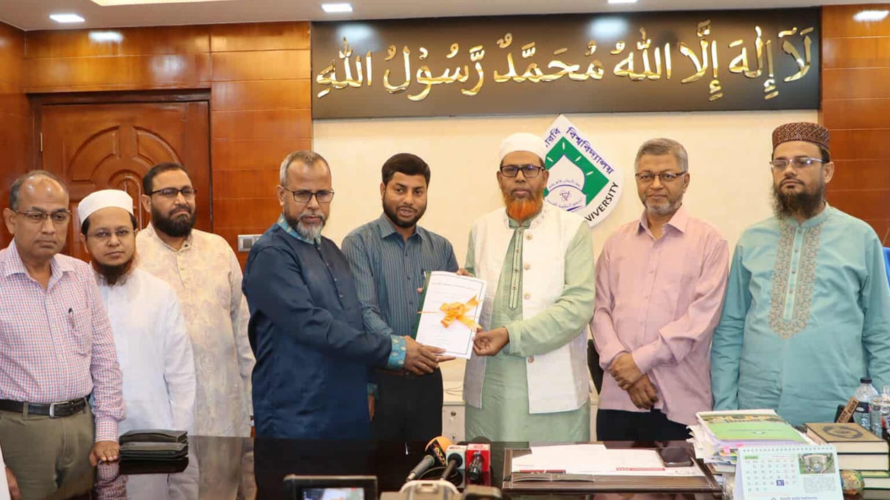 ফাজিল (অনার্স) পরীক্ষায় পাশের হার ৯৫.০৫ শতাংশ