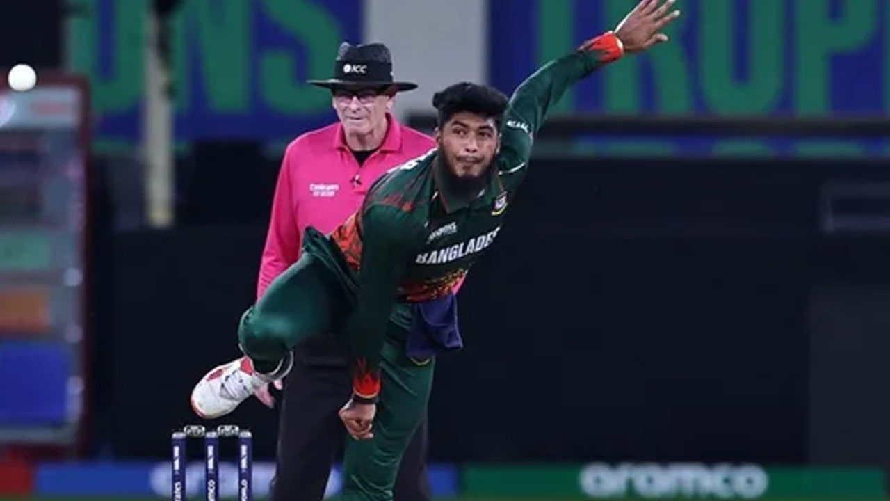 রিশাদকে না খেলানোর ব্যাখ্যা দিলেন মিরাজ