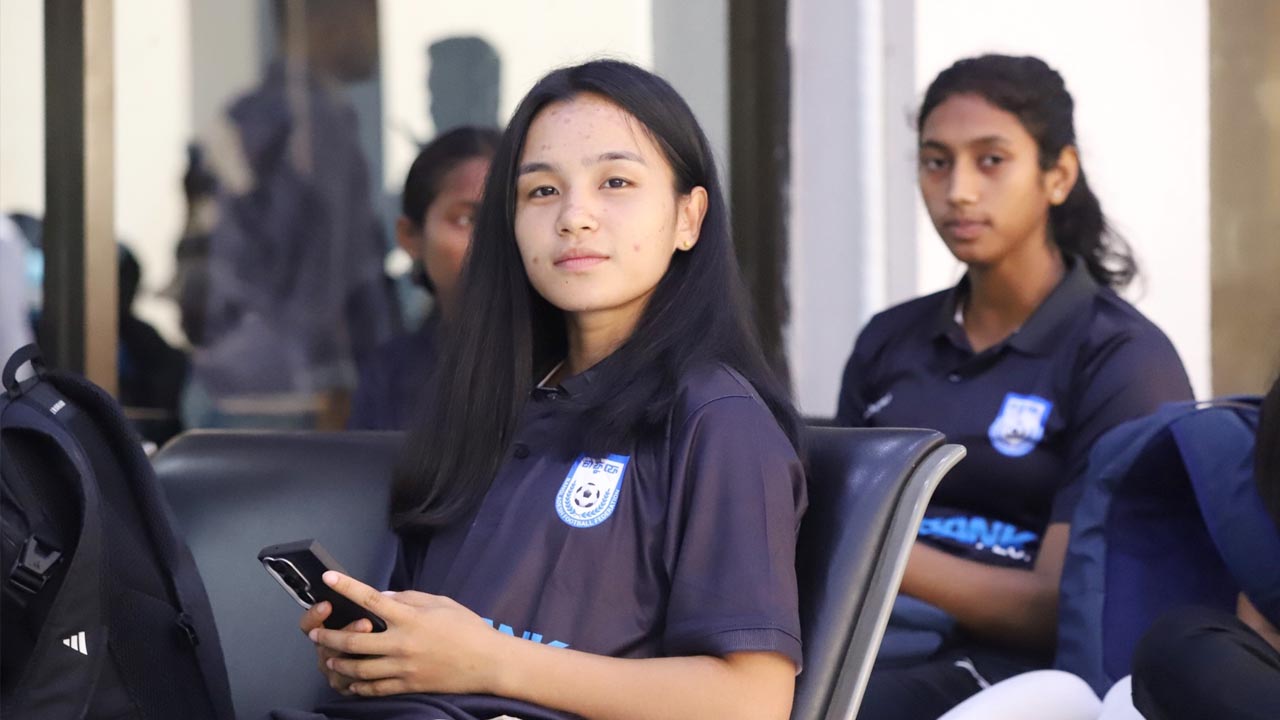 ভুটান থেকে ফিরলেন ঋতু, মারিয়া ও মনিকা