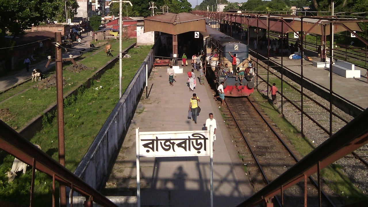 রাজবাড়ীতে ট্রেনে কাটা পড়ে বৃদ্ধার মৃত্যু