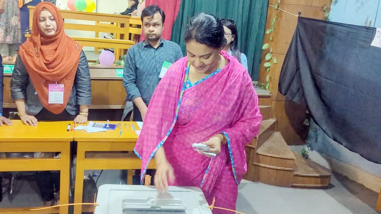 আমরা কখনো ক্ষমতায় ছিলাম না, দায়িত্বে ছিলাম: রিজওয়ানা হাসান