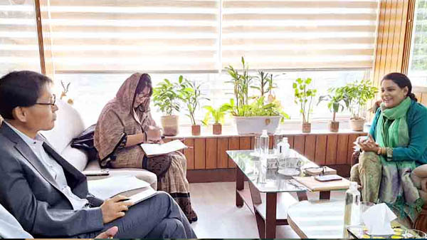 নদী দূষণ ও বর্জ্য ব্যবস্থাপনায় এডিবির সহযোগিতা চাইলেন পরিবেশ উপদেষ্টা