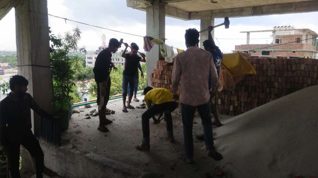রাজউকের মোবাইল কোর্টে ৬ লাখ টাকা জরিমানা