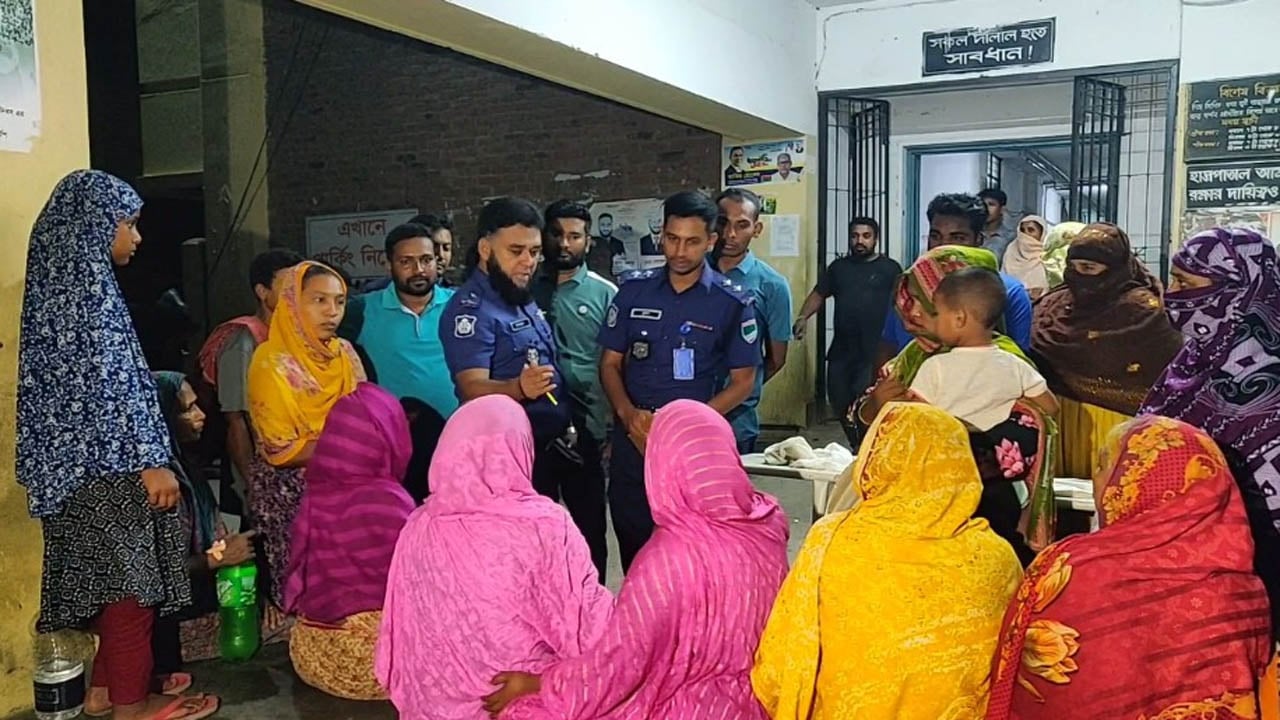 তুচ্ছ ঘটনাকে কেন্দ্র করে রিকশাচালক হত্যা