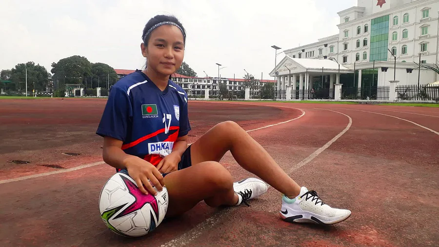 ঋতুপর্ণাকে ঘিরে শিরোপার স্বপ্ন রাজশাহীর