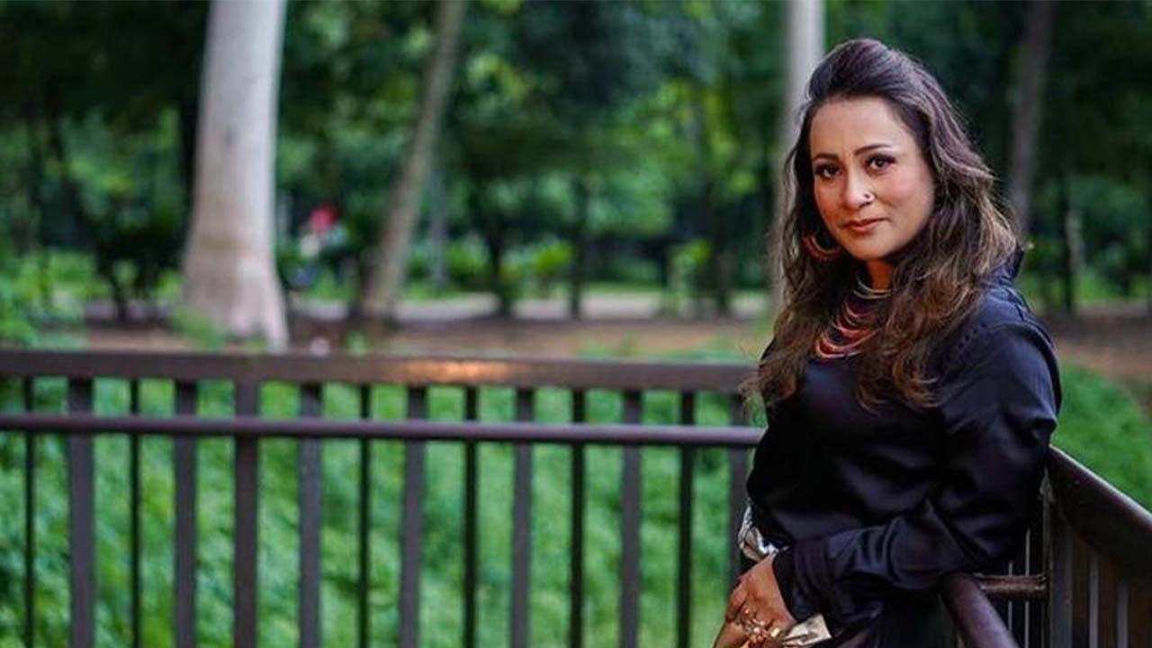 রুবার কণ্ঠে নতুন গান ‘মেঘে ঢাকা চাঁদ’