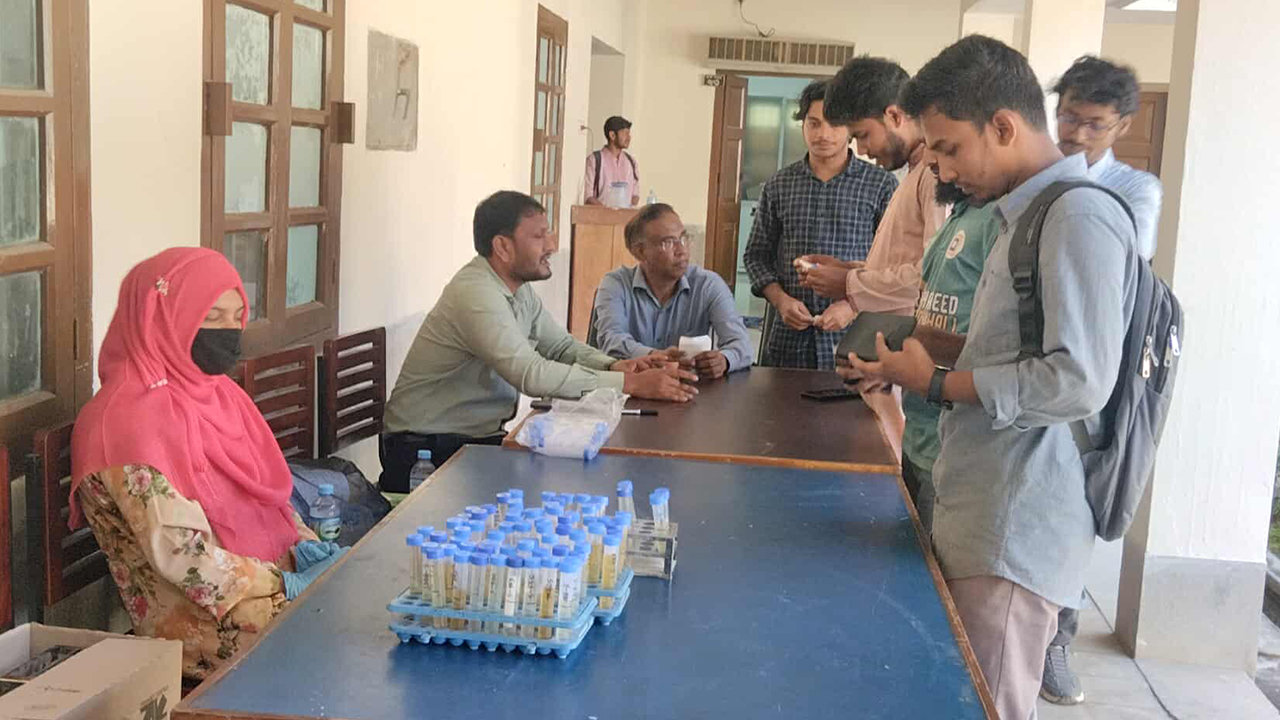 রাকসু নির্বাচনে ৫৭০ প্রার্থীর ডোপ টেস্ট সম্পন্ন