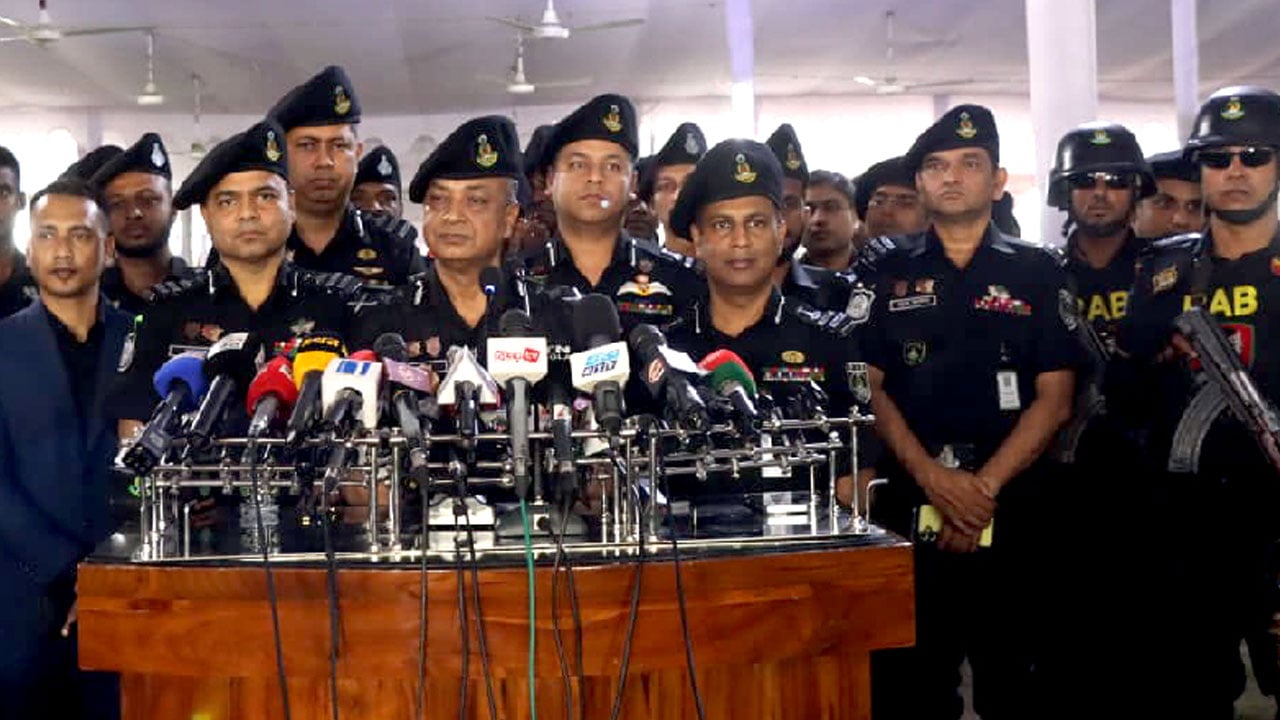 ঈদে নাশকতার সুনির্দিষ্ট হুমকি নেই, নিরাপত্তায় বিশেষ প্রস্তুতি: র‍্যাব ডিজি