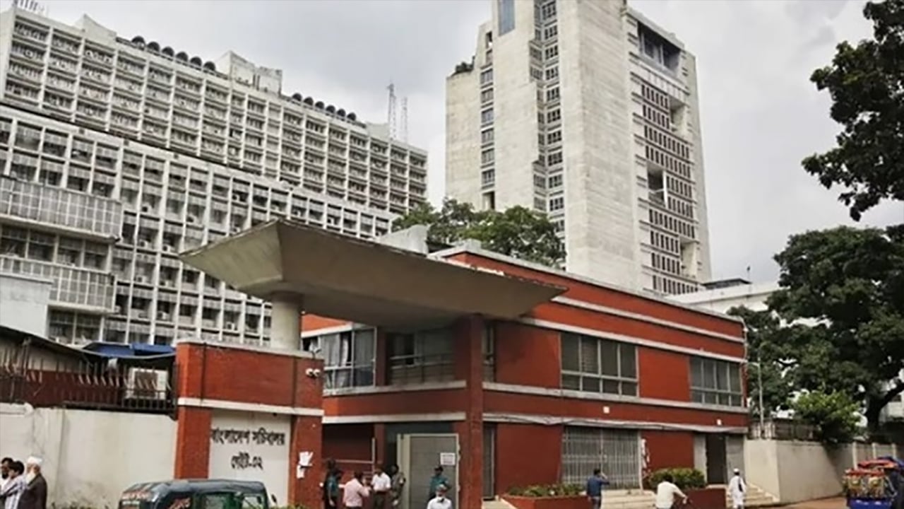 আলোচনায় পাঁচ সচিব পদ ফের গুঞ্জন চুক্তির
