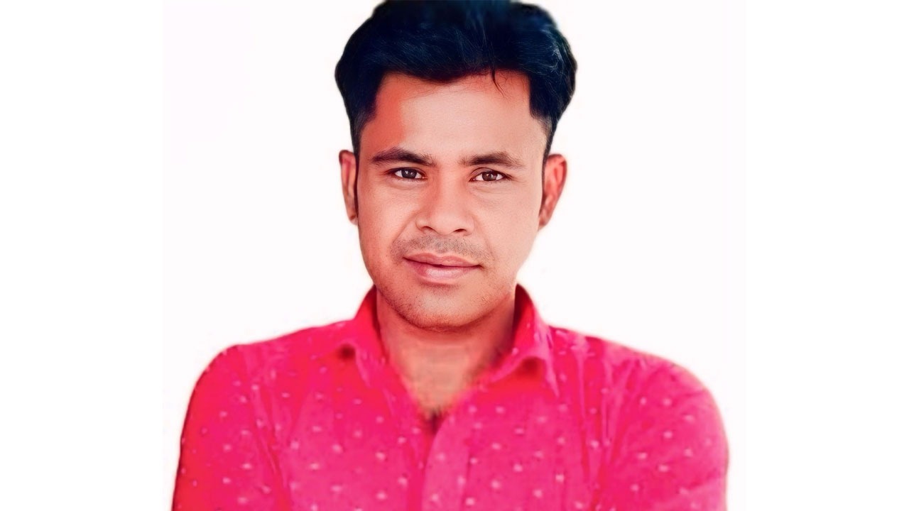 শ্রীপুরে প্রকাশ্যে বিএনপি নেতার চাঁদা আদায়, পরে বহিষ্কার