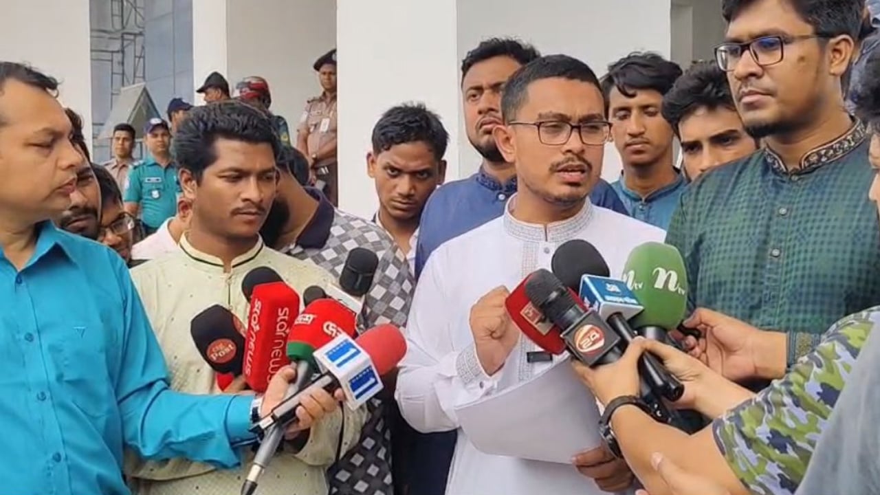 ‘চাপাতি দিয়ে পায়ের গোড়ালি বিচ্ছিন্ন করা ছাত্রদলের প্রকাশ্যে রাজনীতির নমুনা’