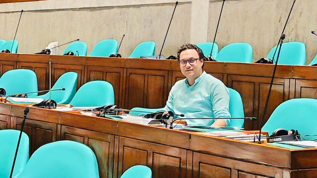 সংস্কৃতি মন্ত্রীকে এমপি সাঈদের ডিও লেটারের পরদিন সংসদে বিল পাস