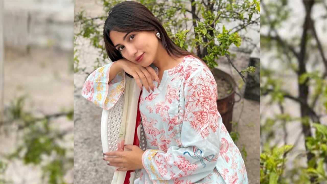 ‘চা গরম’-এ অন্য এক সাফা