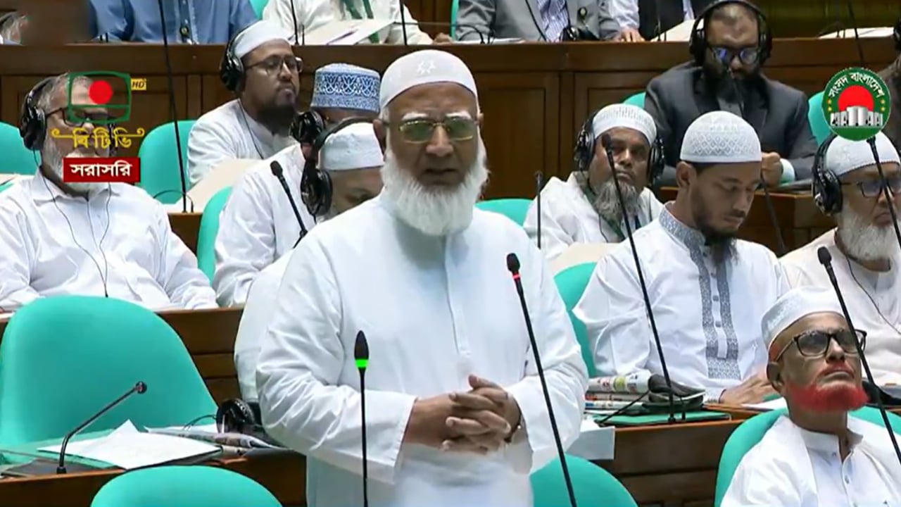 পাচার করা অর্থ ফিরিয়ে আনতে জোরালো উদ্যোগ নিতে হবে