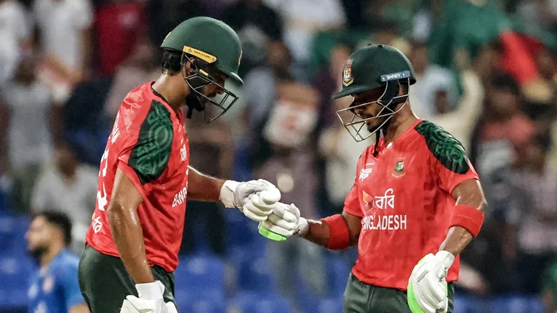 ওপেনিংয়ে থিতু সাইফ-তানজিদ